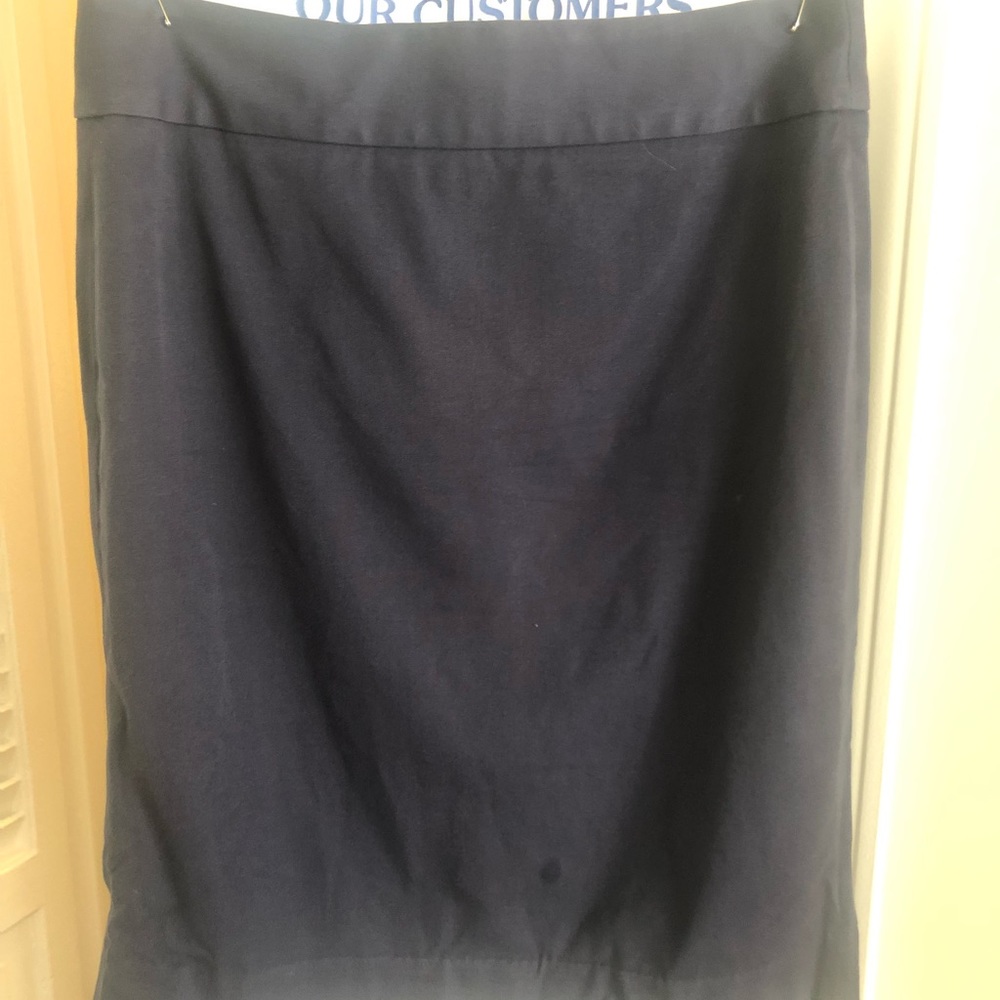 Banana Republic navy pencil skirt